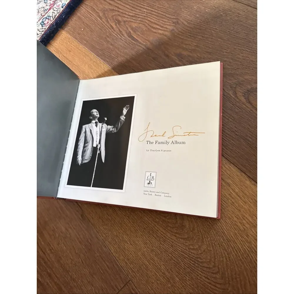The Frank Sinatra Family Album Charles Pignone Deluxe Hardcover Little Brown HC⁠